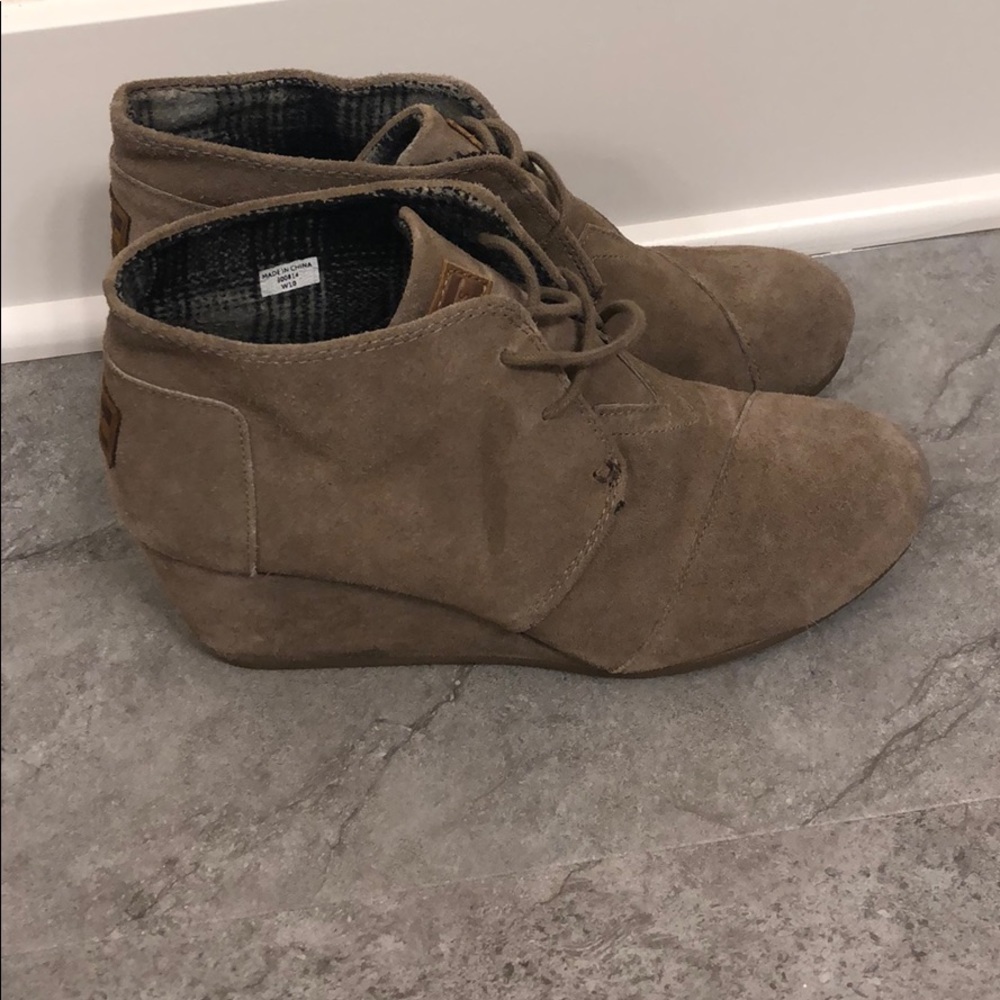 Toms Heel Size 10